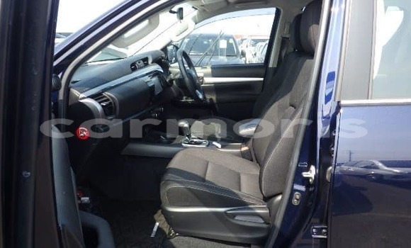 Buy Used Toyota Hilux Black Car in Baie du Tombeau in Pamplemousses District Buy Used Toyota Hilux Black Car in Baie du Tombeau in Pamplemousses District