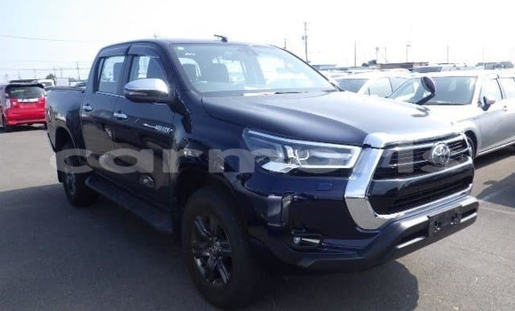 Buy Used Toyota Hilux Black Car in Baie du Tombeau in Pamplemousses District Buy Used Toyota Hilux Black Car in Baie du Tombeau in Pamplemousses District