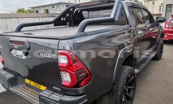 Buy Used Toyota Hilux Black Car in Bambous in Black River District Buy Used Toyota Hilux Black Car in Bambous in Black River District
