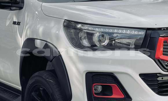 Buy Used Mazda BT-50 White Car in Arsenal in Pamplemousses District Buy Used Mazda BT-50 White Car in Arsenal in Pamplemousses District