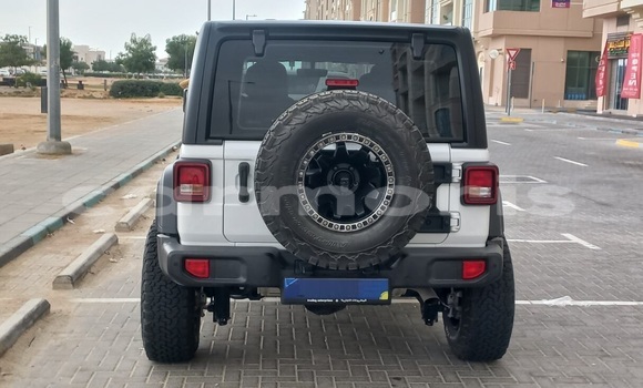 Buy Used Jeep Wrangler White Car in Port Louis in Port Louis District Buy Used Jeep Wrangler White Car in Port Louis in Port Louis District