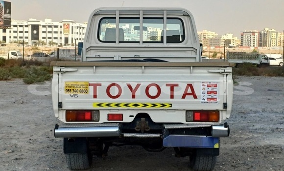 Buy Used Toyota Land Cruiser White Car in Port Louis in Port Louis District Buy Used Toyota Land Cruiser White Car in Port Louis in Port Louis District