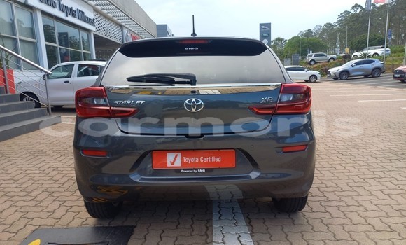 Buy Used Toyota Starlet Blue Car in Port Louis in Port Louis District Buy Used Toyota Starlet Blue Car in Port Louis in Port Louis District