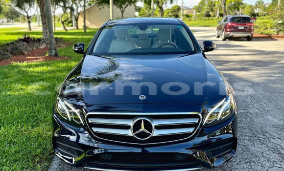 Buy Used Mercedes-Benz E–Class Blue Car in Port Louis in Port Louis District Buy Used Mercedes-Benz E–Class Blue Car in Port Louis in Port Louis District