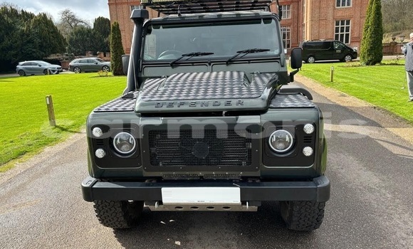 Buy Used Land Rover Defender Green Car in Esperance in Moka Buy Used Land Rover Defender Green Car in Esperance in Moka