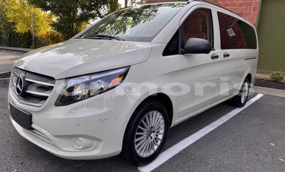 Buy Used Mercedes-Benz Vito White Car in Port Louis in Port Louis District Buy Used Mercedes-Benz Vito White Car in Port Louis in Port Louis District