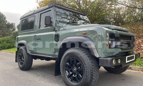 Buy Used Land Rover Defender Green Car in Rose Belle in Grand Port District Buy Used Land Rover Defender Green Car in Rose Belle in Grand Port District