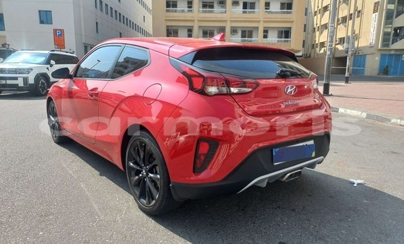 Buy Used Hyundai Veloster Red Car in Camp Diable in Savanne Buy Used Hyundai Veloster Red Car in Camp Diable in Savanne