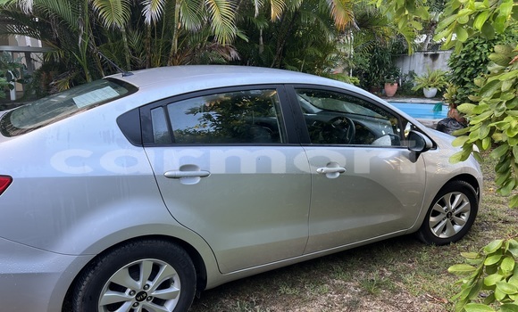 Buy Used Kia Rio Silver Car in Curepipe in Plaines Wilhems District Buy Used Kia Rio Silver Car in Curepipe in Plaines Wilhems District