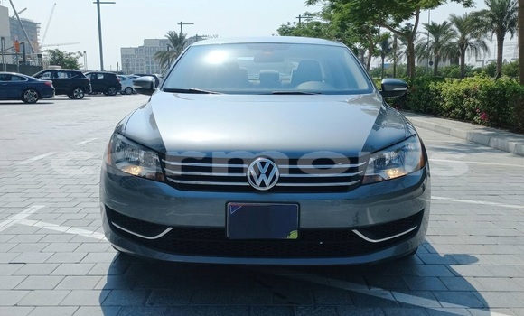 Buy Used Volkswagen Passat Blue Car in Port Louis in Port Louis District Buy Used Volkswagen Passat Blue Car in Port Louis in Port Louis District