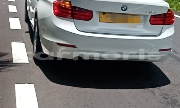 Buy Used BMW 3–Series White Car in Curepipe in Plaines Wilhems District Buy Used BMW 3–Series White Car in Curepipe in Plaines Wilhems District