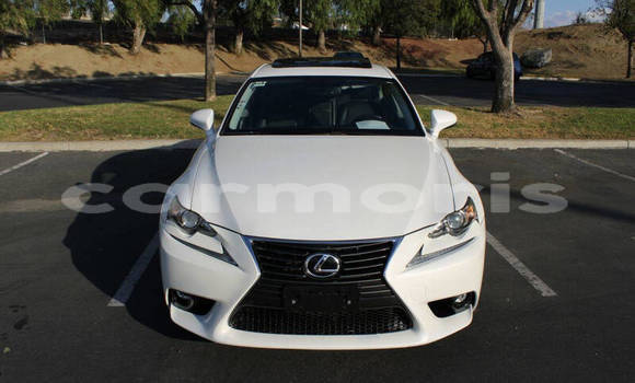 Buy Used Lexus IS White Car in Bananes in Grand Port District Buy Used Lexus IS White Car in Bananes in Grand Port District