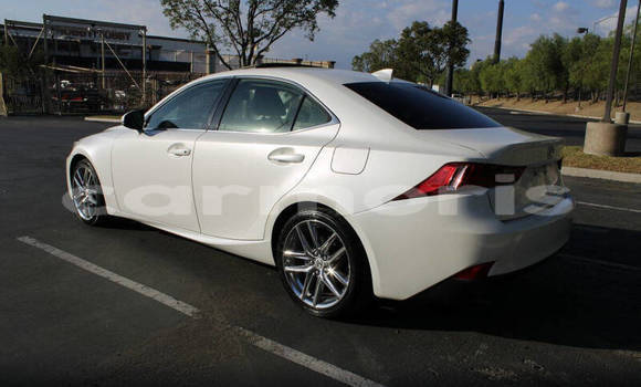 Buy Used Lexus IS White Car in Bananes in Grand Port District Buy Used Lexus IS White Car in Bananes in Grand Port District