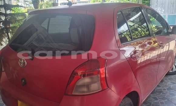 Acheter Occasion Voiture Toyota Vitz Rouge à Rivière du Rempart, Rivière du Rempart Acheter Occasion Voiture Toyota Vitz Rouge à Rivière du Rempart, Rivière du Rempart