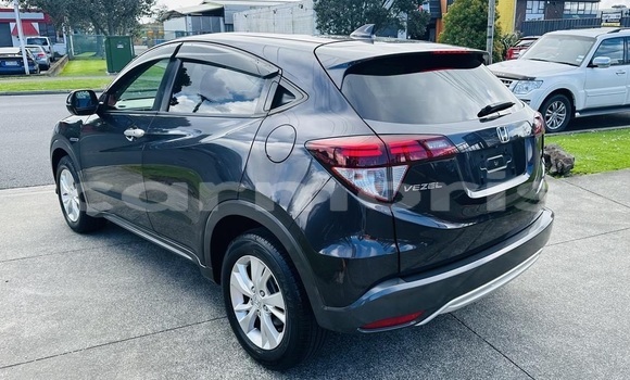 Buy Used Honda vezel Black Car in Port Louis in Port Louis District Buy Used Honda vezel Black Car in Port Louis in Port Louis District