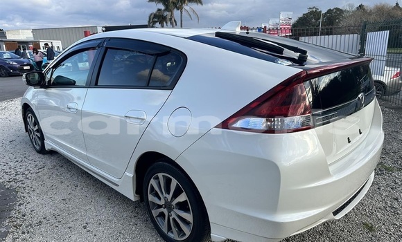 Buy Used Honda Insight White Car in Esperance in Moka Buy Used Honda Insight White Car in Esperance in Moka