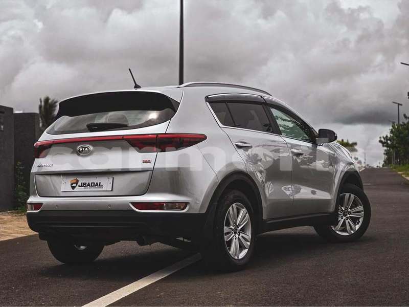 Big with watermark kia sportage moka moka 7203