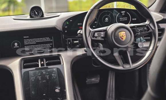 Buy Used Porsche Macan Blue Car in Moka in Moka Buy Used Porsche Macan Blue Car in Moka in Moka