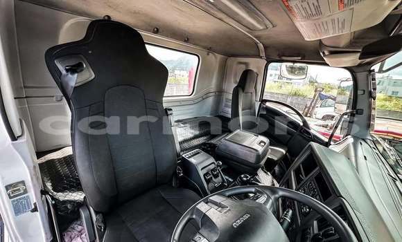 Buy Used Isuzu FTR 850 White Truck in Moka in Moka Buy Used Isuzu FTR 850 White Truck in Moka in Moka