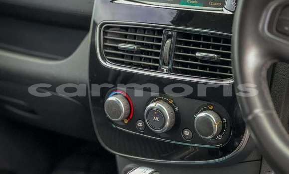 Buy Used Renault Clio Blue Car in Moka in Moka Buy Used Renault Clio Blue Car in Moka in Moka