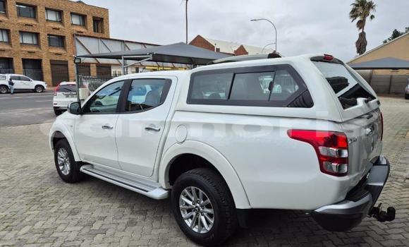 Buy Used Mitsubishi Triton White Car in Port Louis in Port Louis District Buy Used Mitsubishi Triton White Car in Port Louis in Port Louis District