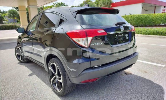 Buy Used Honda HR–V Black Car in Port Louis in Port Louis District Buy Used Honda HR–V Black Car in Port Louis in Port Louis District