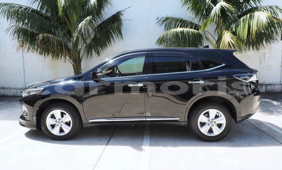 Buy Used Toyota Harrier Black Car in Saint Aubin in Savanne Buy Used Toyota Harrier Black Car in Saint Aubin in Savanne