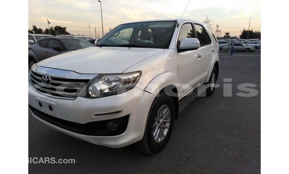 Buy Import Toyota Fortuner White Car in Import - Dubai in Agalega Islands Buy Import Toyota Fortuner White Car in Import - Dubai in Agalega Islands