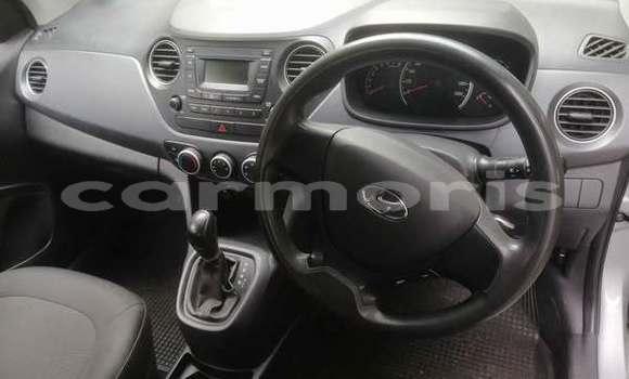 Buy Used Hyundai Grandeur Other Car in Port Louis in Port Louis District Buy Used Hyundai Grandeur Other Car in Port Louis in Port Louis District