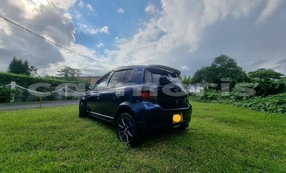 Buy Used Toyota Vitz Black Car in La Laura–Malenga in Moka Buy Used Toyota Vitz Black Car in La Laura–Malenga in Moka