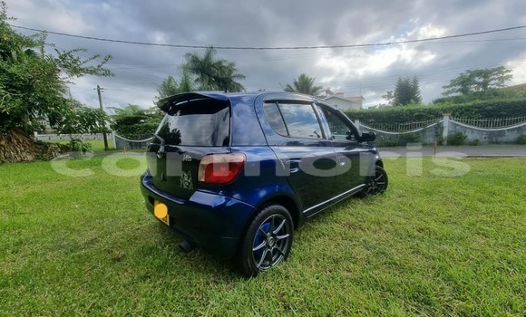 Buy Used Toyota Vitz Black Car in La Laura–Malenga in Moka Buy Used Toyota Vitz Black Car in La Laura–Malenga in Moka