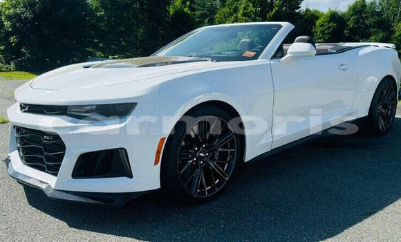 Buy Used Chevrolet Camaro White Car in Port Louis in Port Louis District Buy Used Chevrolet Camaro White Car in Port Louis in Port Louis District