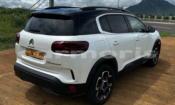 Buy Used Citroen C5 Aircross White Car in Tamarin in Black River District Buy Used Citroen C5 Aircross White Car in Tamarin in Black River District