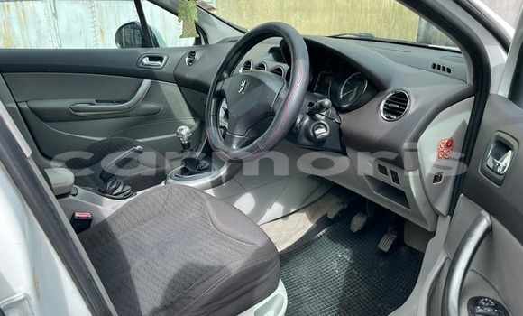 Buy Used Peugeot 308 White Car in Anse La Raie in Rivière du Rempart District Buy Used Peugeot 308 White Car in Anse La Raie in Rivière du Rempart District