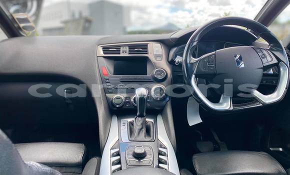 Buy Used Citroen DS5 Other Car in Baie du Tombeau in Pamplemousses District Buy Used Citroen DS5 Other Car in Baie du Tombeau in Pamplemousses District