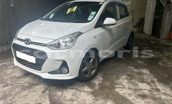 Buy Used Hyundai i10 White Car in Bel Air in Flacq Buy Used Hyundai i10 White Car in Bel Air in Flacq
