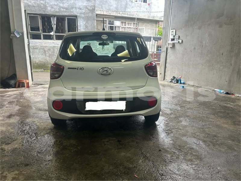 Big with watermark hyundai i10 flacq bel air 7497