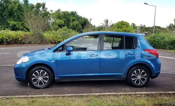 Buy Used Nissan Tiida Blue Car in Port Louis in Port Louis District Buy Used Nissan Tiida Blue Car in Port Louis in Port Louis District