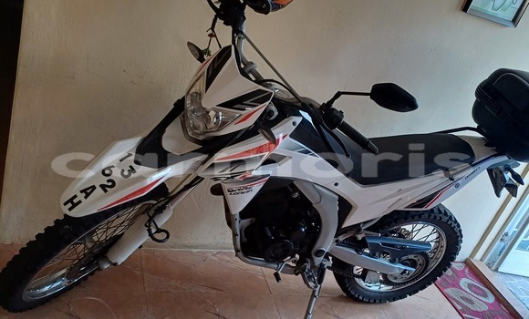 Buy Used Lifan LF250 White Bike in Vacoas–Phoenix in Plaines Wilhems District