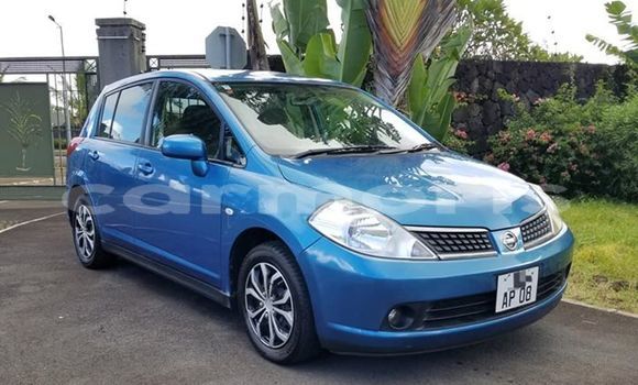 Buy Used Nissan Tiida Blue Car in Port Louis in Port Louis District Buy Used Nissan Tiida Blue Car in Port Louis in Port Louis District