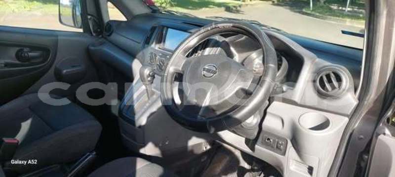 Big with watermark nissan nv200 plaines wilhems district quatre bornes 7527