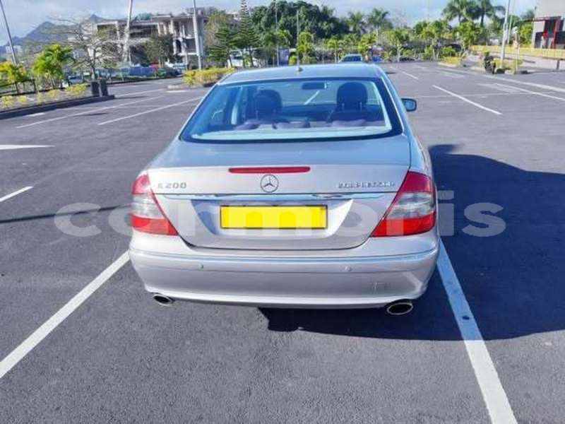 Big with watermark mercedes viano plaines wilhems district quatre bornes 7531