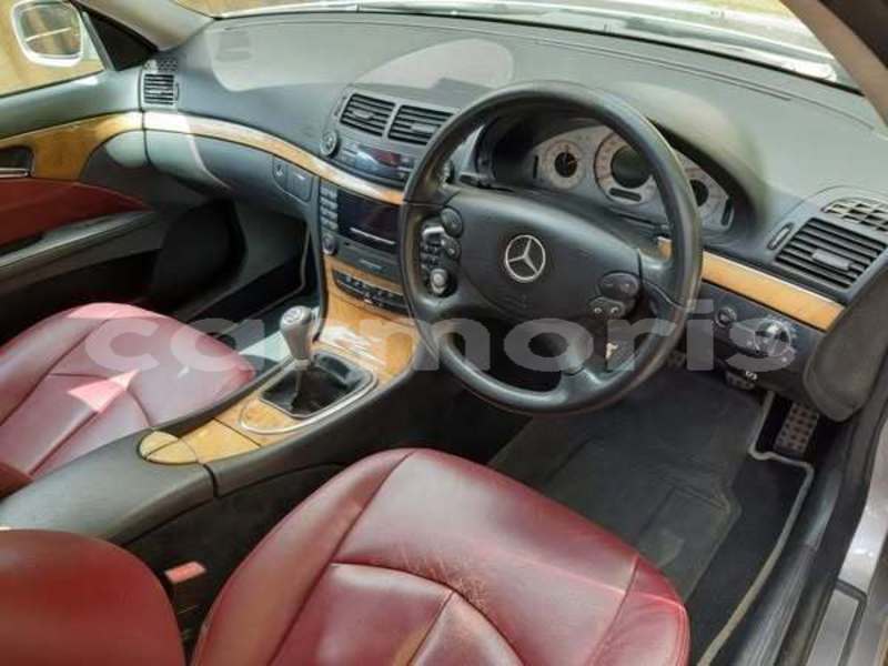 Big with watermark mercedes viano plaines wilhems district quatre bornes 7531