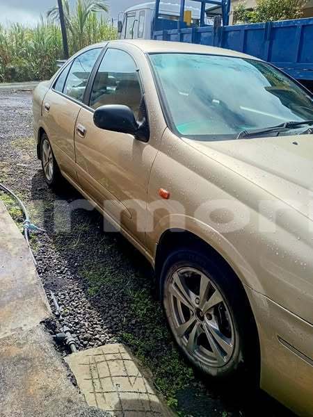 Big with watermark nissan nv200 port louis district port louis 7532