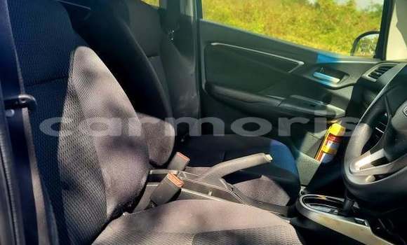 Buy Used Honda fit Blue Car in Beau Bassin–Rose Hill in Plaines Wilhems District Buy Used Honda fit Blue Car in Beau Bassin–Rose Hill in Plaines Wilhems District