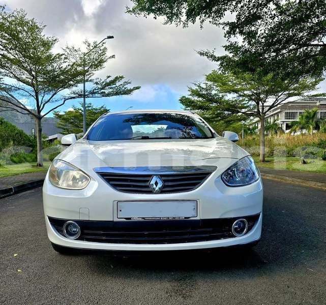 Big with watermark renault fluence plaines wilhems district beau bassin rose hill 7547