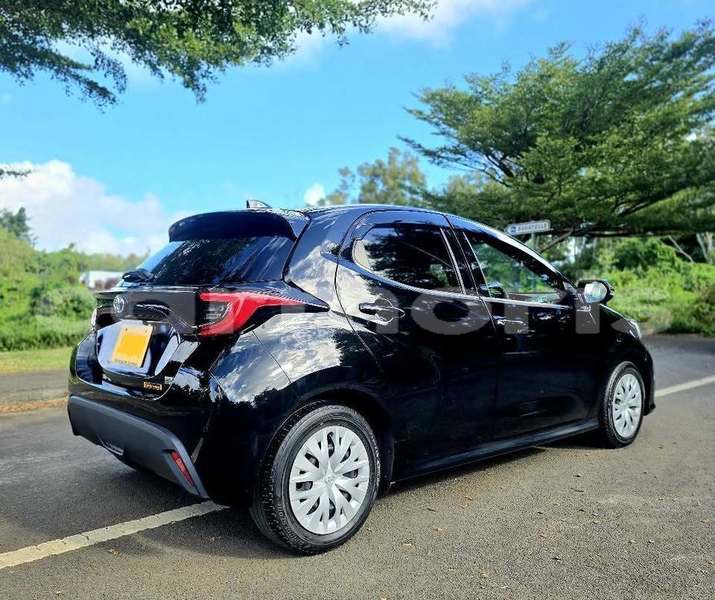 Big with watermark toyota yaris plaines wilhems district beau bassin rose hill 7550