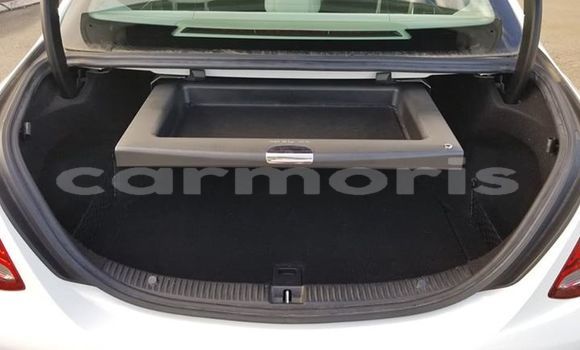 Buy Used Mercedes-Benz C–Class White Car in Port Louis in Port Louis District Buy Used Mercedes-Benz C–Class White Car in Port Louis in Port Louis District