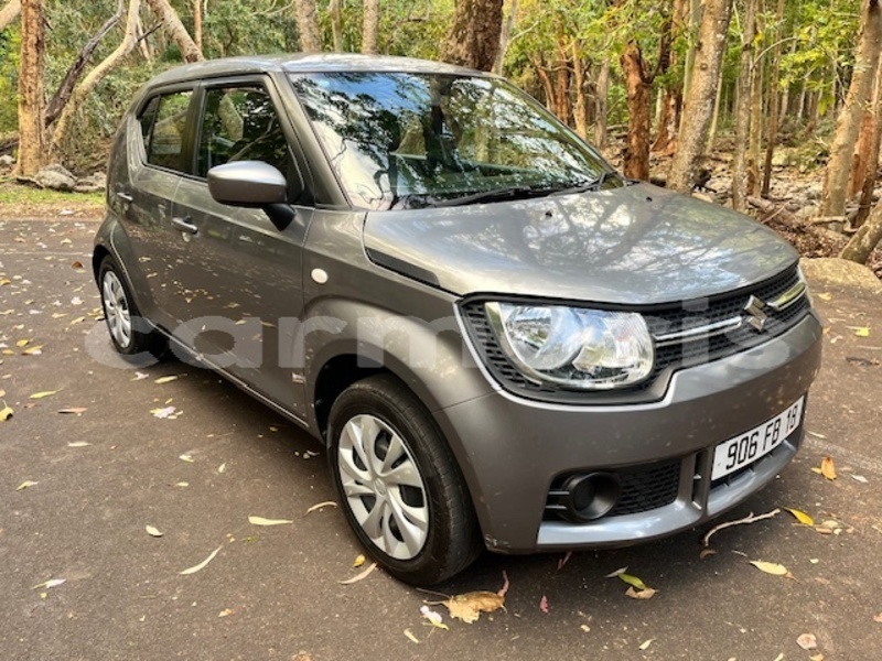 Big with watermark suzuki ignis black river district tamarin 7567