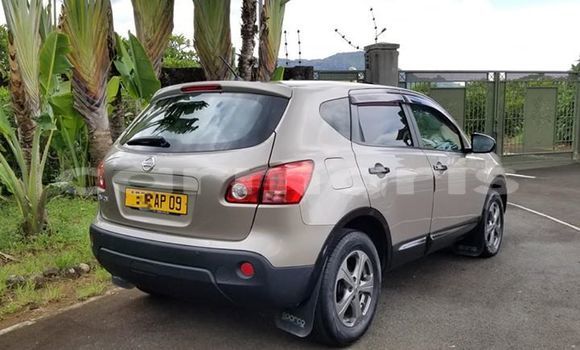 Buy Used Nissan Qashqai Brown Car in Port Louis in Port Louis District Buy Used Nissan Qashqai Brown Car in Port Louis in Port Louis District